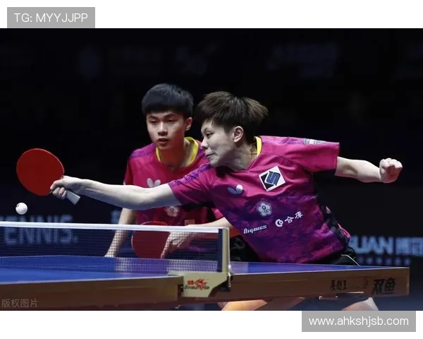 武汉羽毛球队在大师赛积分榜上以89分稳居第一名展现强劲实力 武汉羽毛球队在大师赛积分榜上以89分稳居第一名展现强劲实力