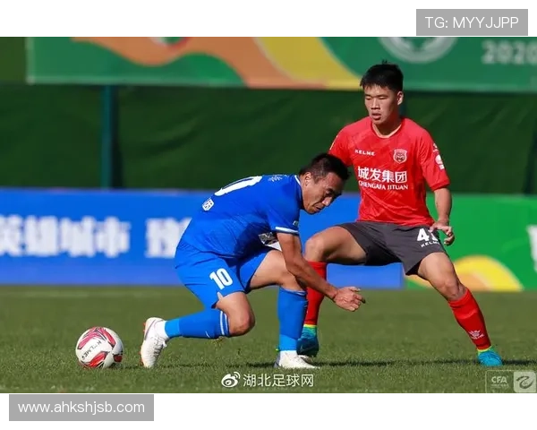 武汉羽毛球队在洲际杯积分榜上以70分稳居第一名展现强劲实力