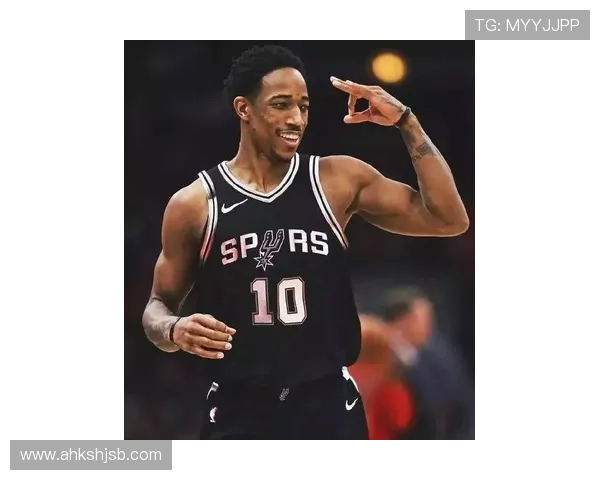 武汉羽毛球队快攻战术解析与实战应用探讨