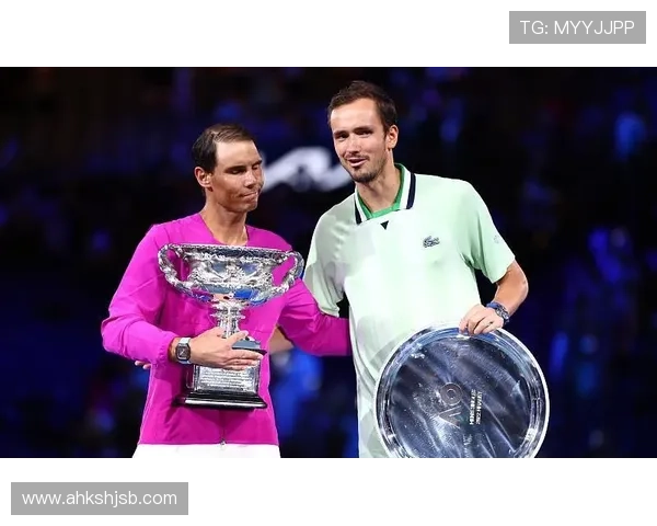 武汉羽毛球队逆袭之路揭秘：从低谷到大满贯的辉煌历程