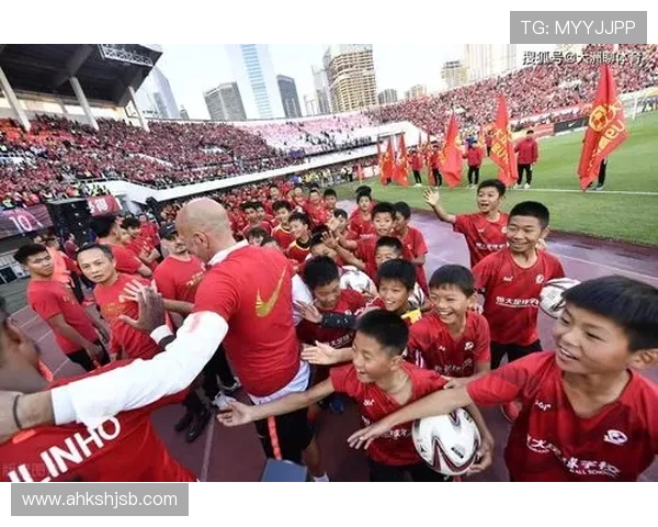 武汉足球队个人能力大幅提升引发关注全新排名令人期待 武汉足球队个人能力大幅提升引发关注全新排名令人期待